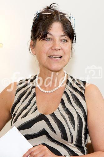 Dr Irene Lang Online